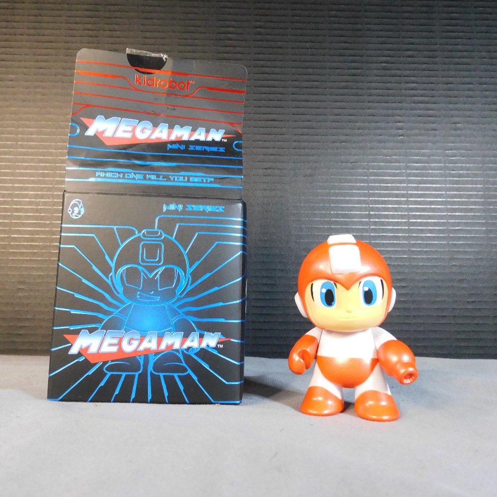 Megaman Kid Robot 1/20 scale model